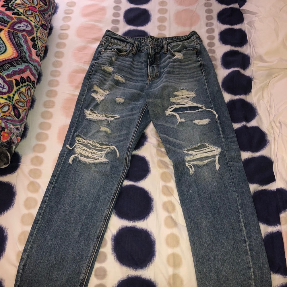 American Eagle Tomgirl jeans for women